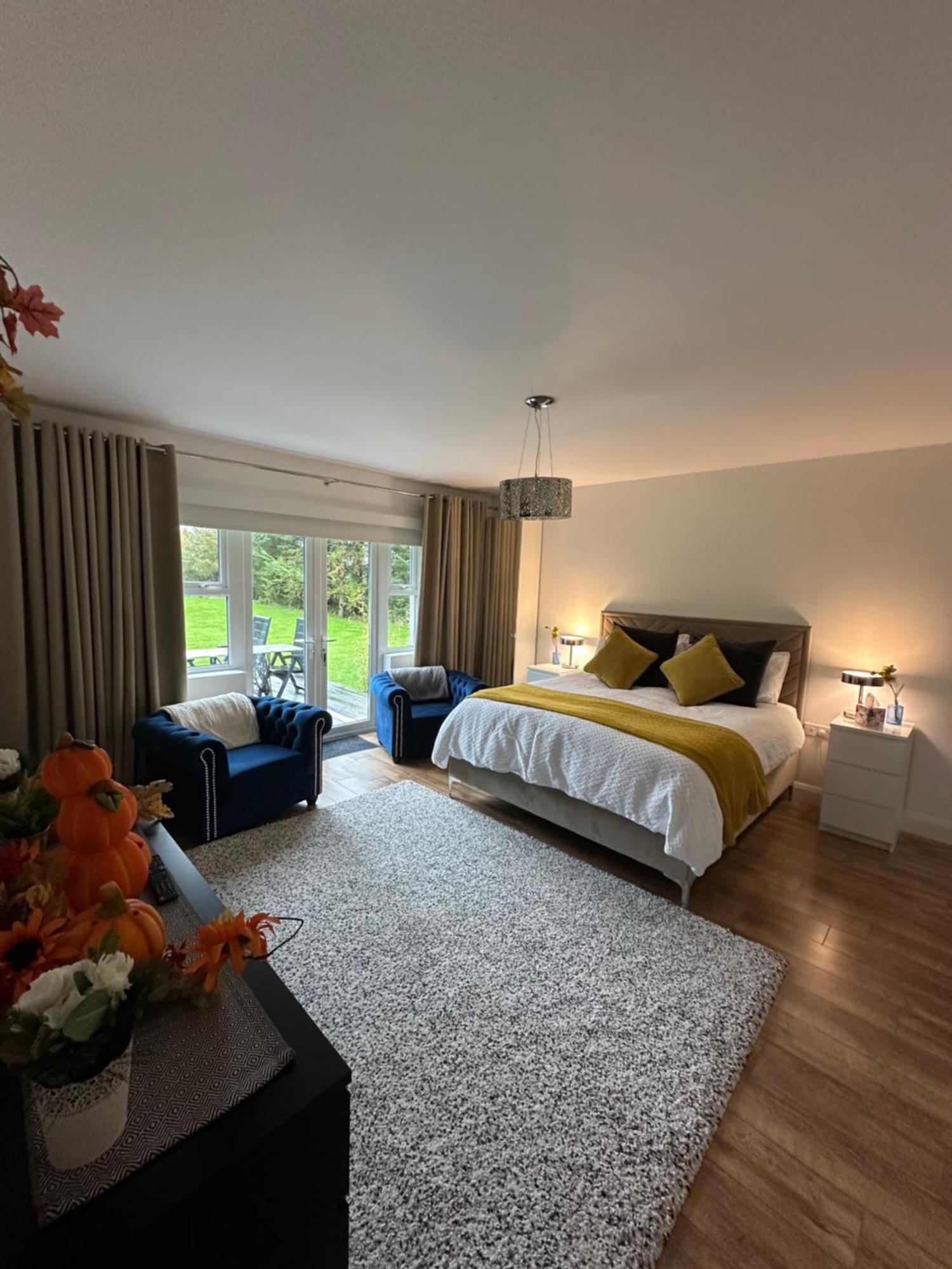 Forest Path Luxury Studio Apartment With Large Bedroom Bathroom And Sauna Sleeps Up To 4 Ballynahinch Exterior photo